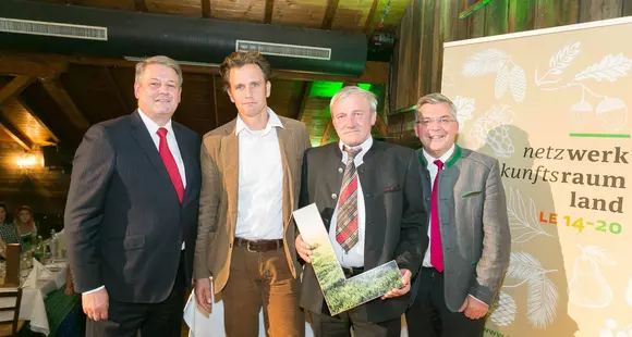 BIO vom BERG: Auszeichnung zum innovativen Biobetrieb