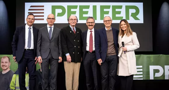 Pfeifer Group Lauterbach feiert Jubiläum mit grossem Mitarbeiterfest